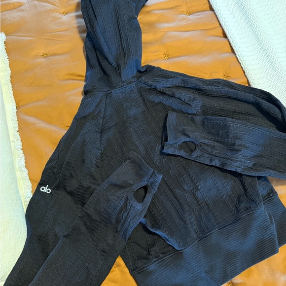 Alo Set - Picture 3 of 3